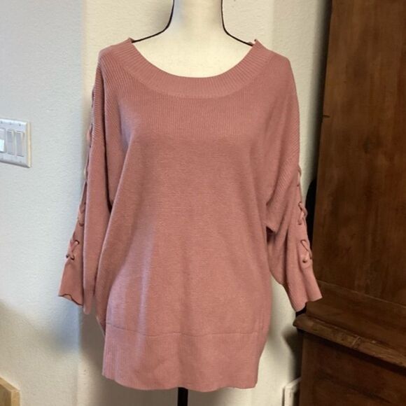 Soho New York & Co Pullover cut-out Lace up 3/4 sleeves Sweater XL - Picture 1 of 11